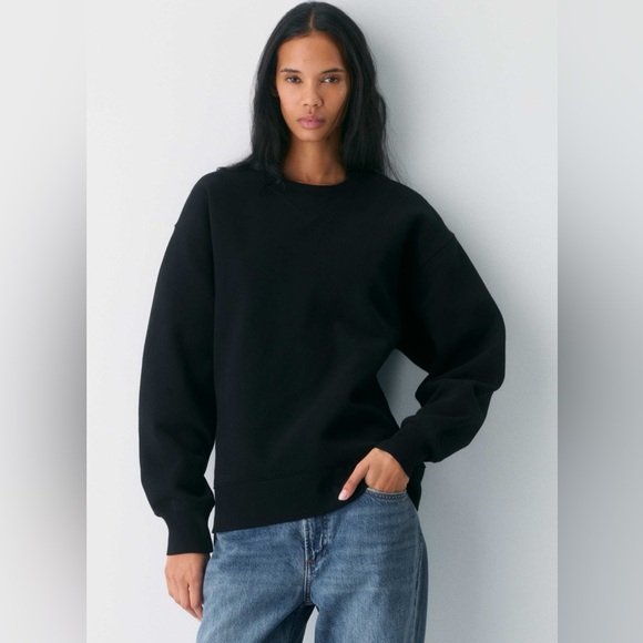 TNA Sweaters - TNA Cozy Fleece Boyfriend Classic Black Crew Neck Sweater